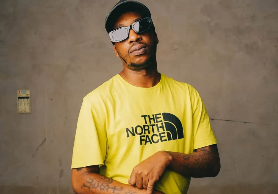 Listen: F-eezy Drops New Single "Bade Lam"